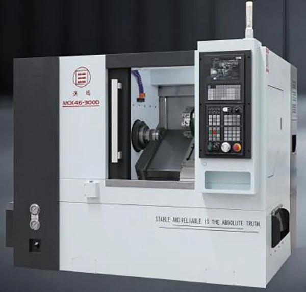 Schrägbett-CNC-Drehmaschine (halb-geschlossen)